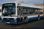 Білі та сині тони автобуса для вираження впевненості та безпеки